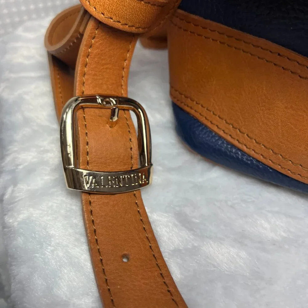 Valentina Italian leather convertible sling backpack in blue/tan pebbled leather - Picture 9 of 13